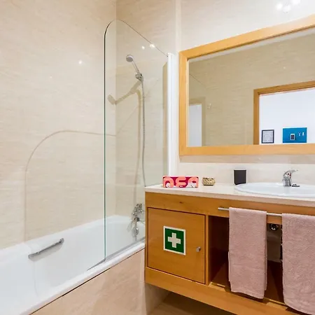Lejlighed Behappy Top Floor Sunny Balcony With Relaxing Lounge